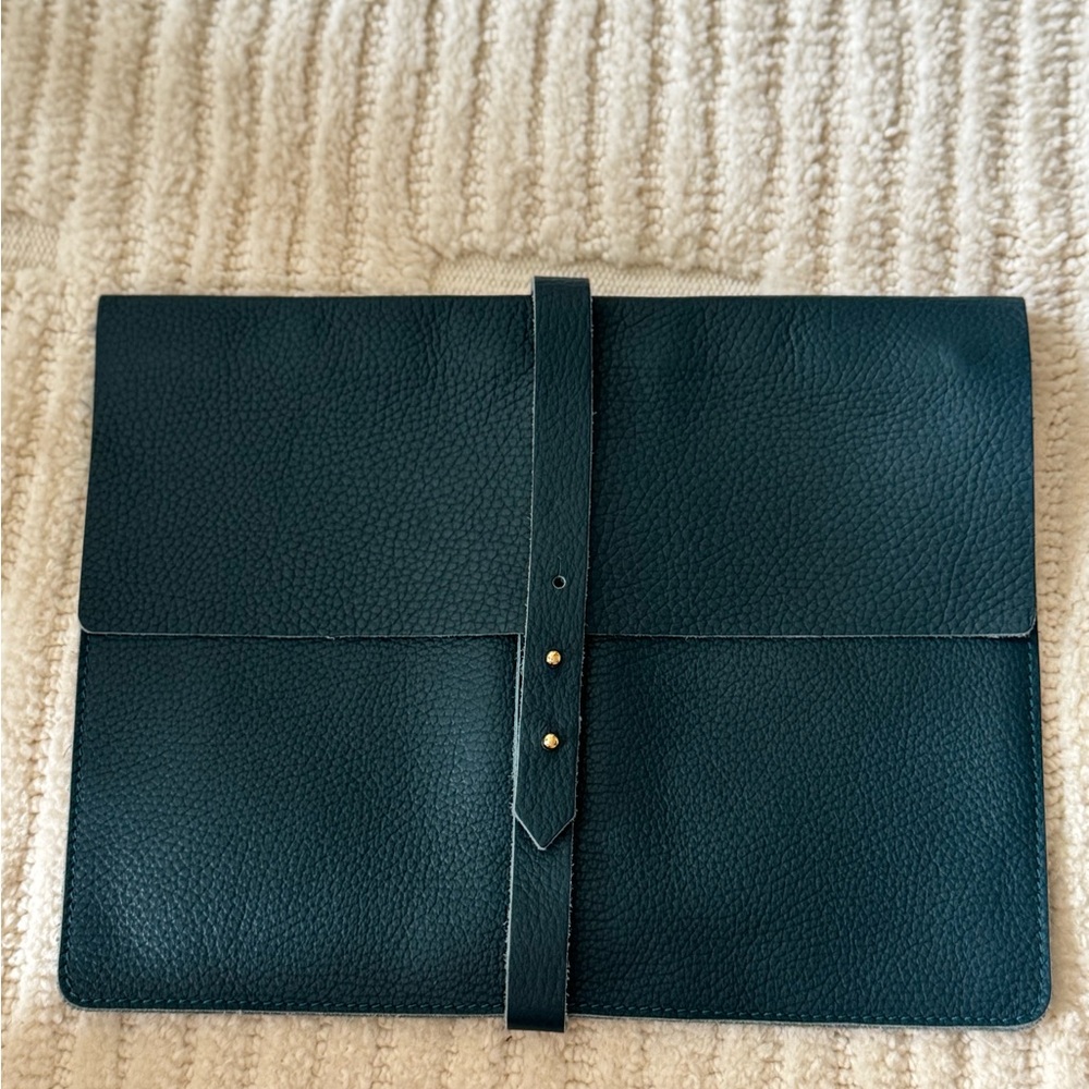 Cuyana Dark Green/Teal Leather Tech Bag